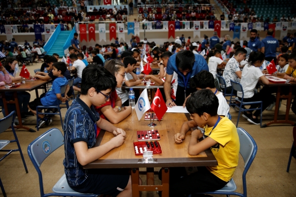 4. Türkiye Akıl ve Zeka Oyunları Turnuvası'nın finali Diyarbakır'da başladı