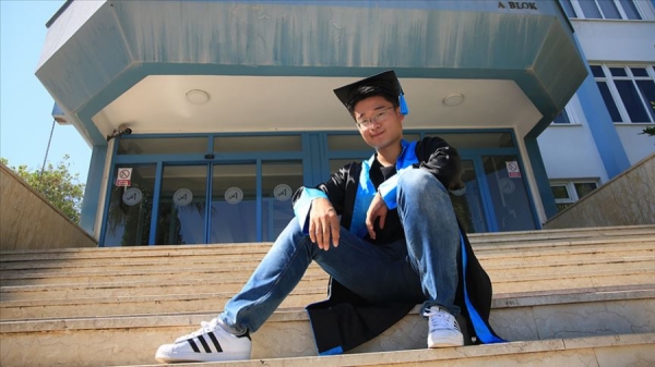 Akdeniz Üniversitesinin ilk Çinli mezunu 