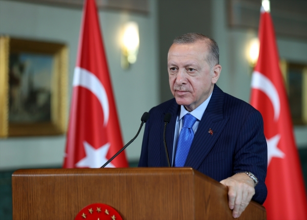 Erdoğan: 15 bin yeni öğretmen atamasında ağırlığı İstanbul'a vereceğiz
