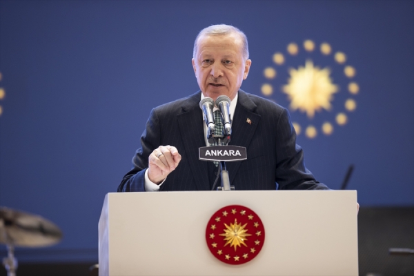 Cumhurbaşkanı Erdoğan: En büyük enerji ve moral kaynağım gençlerimizin yüzünde gördüğüm kararlılıktır