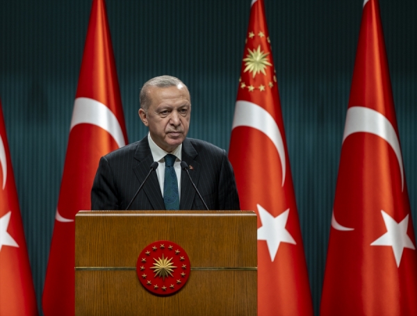 Erdoğan: Okullardaki yüz yüze eğitim kesinlikle devam edecek