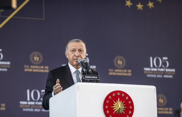 Cumhurbaşkanı Erdoğan: Yılbaşında kredi ve burs rakamlarını yeniden belirleyeceğiz
