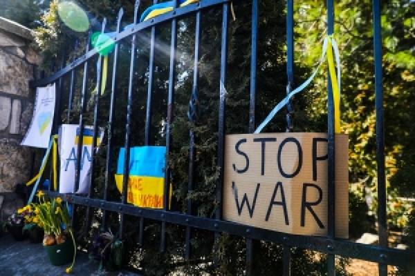 Dünya Çocuk Günü'nün kutlandığı Ukrayna'daki savaşta 243 çocuk öldü