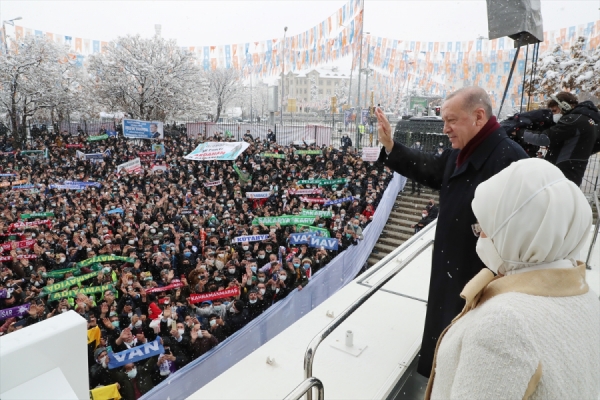 Erdoğan: 2053 vizyonunun hamurunu aile, eğitim ve kültürle yoğuracağız