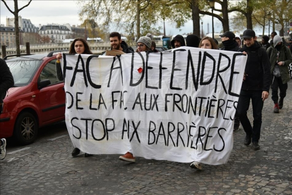 Fransa’da öğretmenler 'Kovid-19' grevine gidiyor