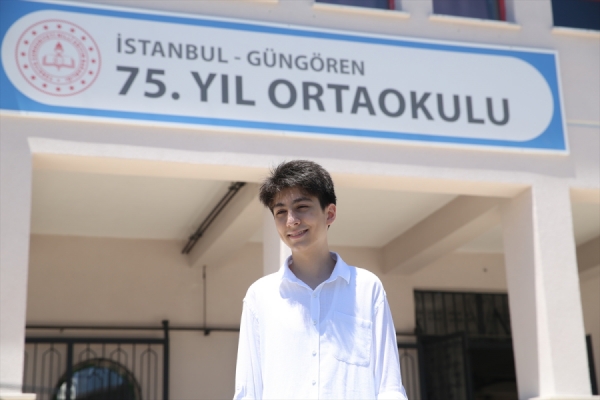 Güngören devlet okulları LGS'de iki Türkiye birincisi çıkardı