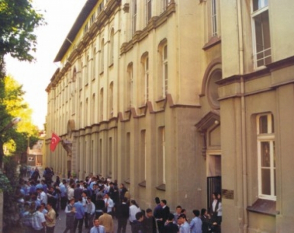 İstanbul Alman Lisesi 150 yaşında