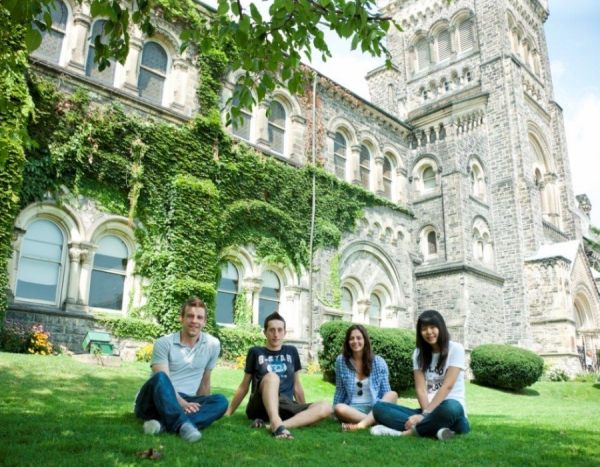 Kanada'da üniversiteyi bitir vatandaşlık al 