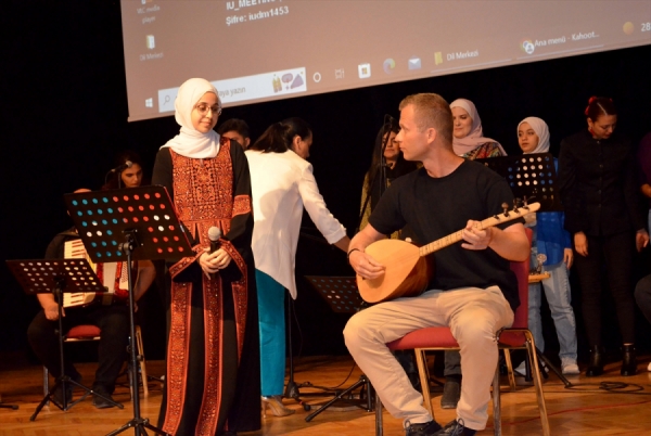 'Uluslararası Öğrenciler Türkçe Sertifika Şenliği' yapıldı