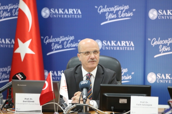 YÖK Başkanı Özvar, Sakarya'da iktisat çalıştayına katıldı