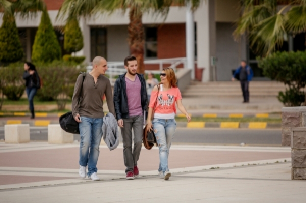 YÖK'ten Kıbrıs'ta okuyan öğrenciler için koronavirüs kararları