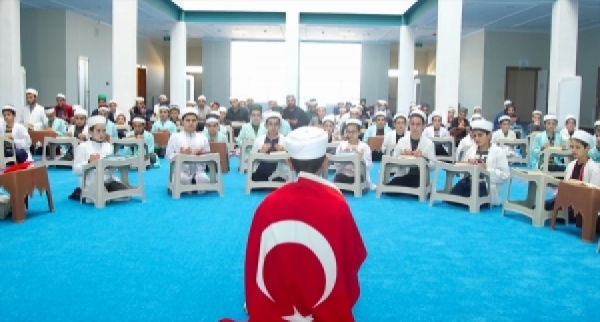 AKP’li belediyeden imamlı derslere 8 milyon TL