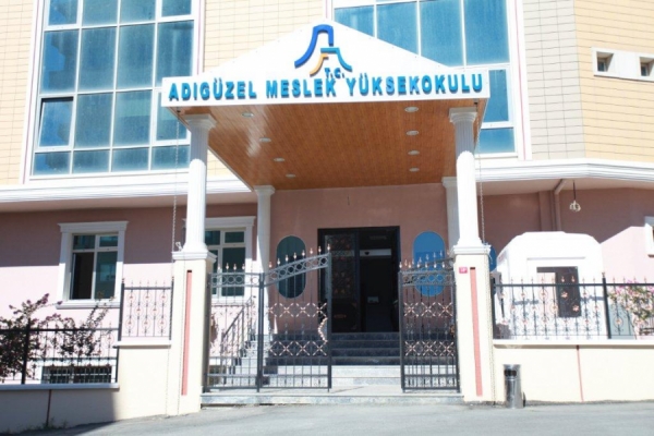 Ataşehir Adıgüzel Meslek Yüksekokulu