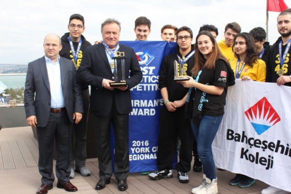 Bahçeşehir öğrencileri Türkiye için yarışacak