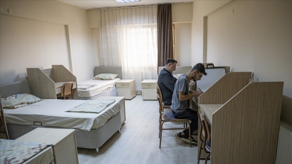 Bakan Kasapoğlu: Yurtlara yerleşme oranı yüzde 92’ye ulaştı