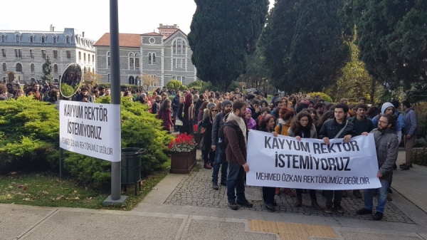 Boğaziçi öğrencilerine ‘rektör protestosunda’ gözaltı