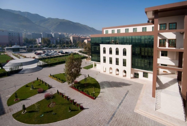 Bursa Orhangazi Üniversitesi (KHK İLE KAPATILDI)