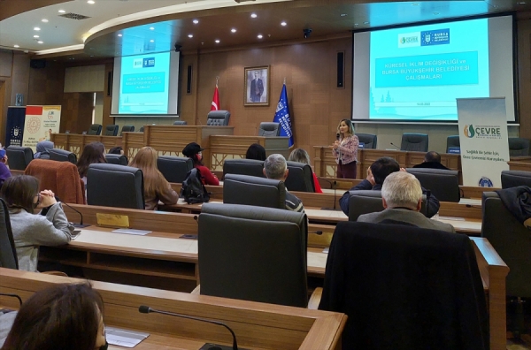 Bursa'da öğretmenlere iklim değişikliğiyle mücadele eğitimi verildi