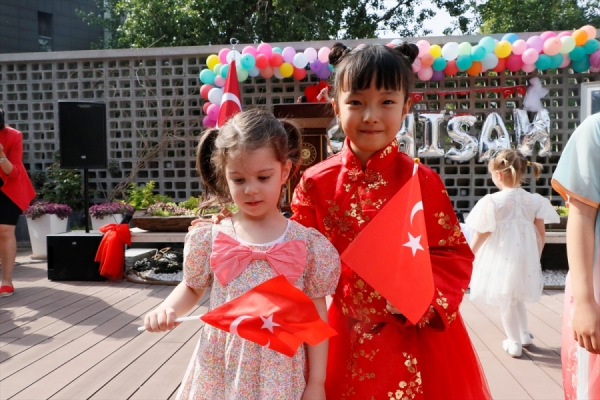 Çin’de 23 Nisan Ulusal Egemenlik ve Çocuk Bayramı kutlandı