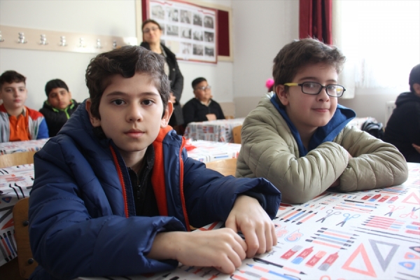 Çocuklara oyunla afet bilinci kazandırmayı amaçlayan eğitim seti Türkçeye uyarlandı