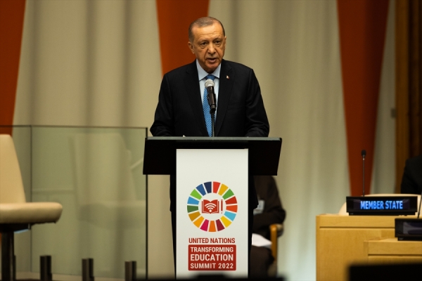 Cumhurbaşkanı Erdoğan: Fırsat eşitliğinin sağlanmasına yönelik tarihi nitelikte adımlar atıyoruz