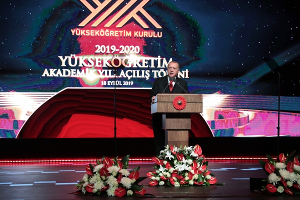 Cumhurbaşkanı Erdoğan: ‘Eğitim öğretimin tüm aşamalarında tedrici bir değişim şart’