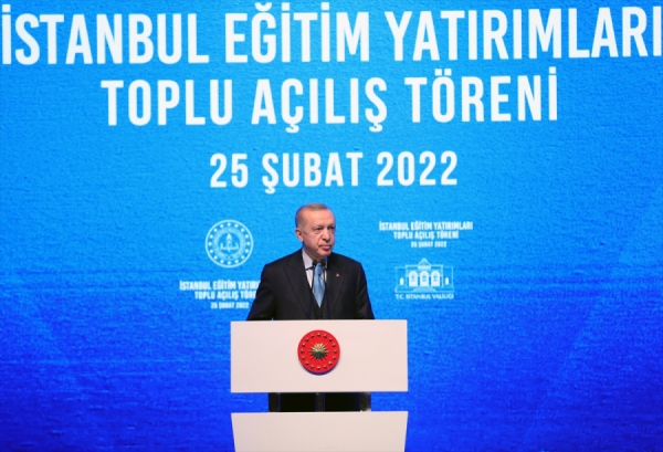 Cumhurbaşkanı Erdoğan: Öğretmen atamalarında önceliği İstanbul'a veriyoruz