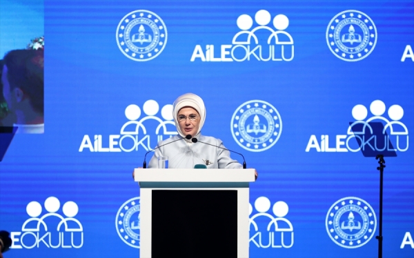 Emine Erdoğan: MEB, Aile Okulu Projesi'ne aileyi güçlendirme motivasyonuyla başladı