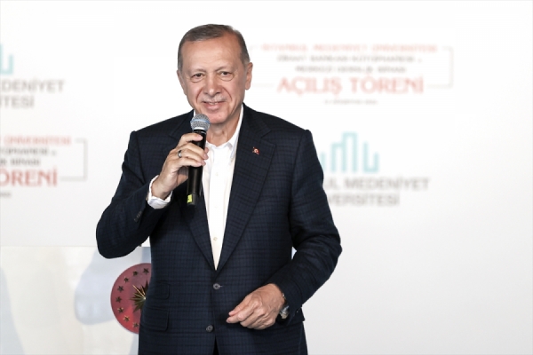 Erdoğan: MEB'e bağlı tüm okullarda kütüphaneler kurulmasını sağladık