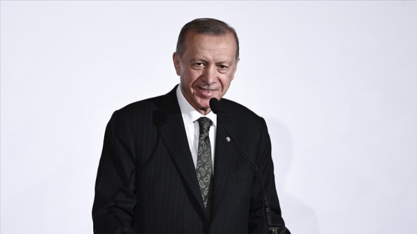 Erdoğan: Sizler dindar neslin temsilcileri olarak karşımdasınız