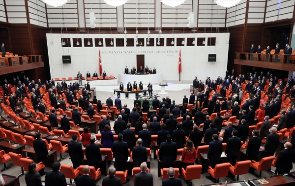 HDP'li Oluç: Her alanda hizmetler ana dilde verilmeli