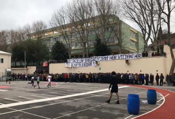 Kadıköy Anadolu: Okullarda neler oluyor?