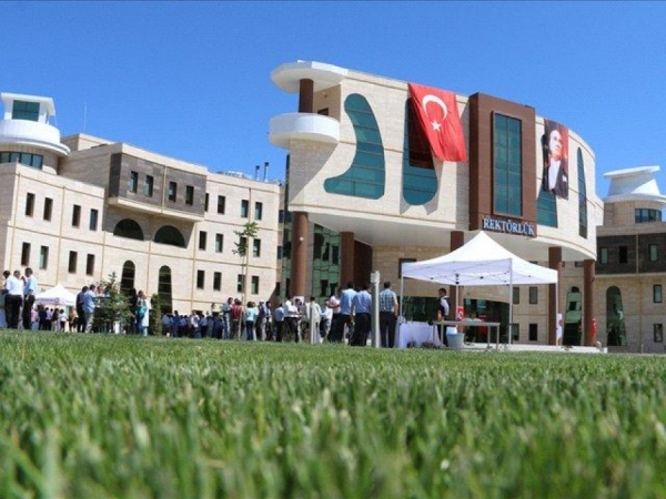Nevşehir Hacı Bektaşi Veli Üniversitesi 