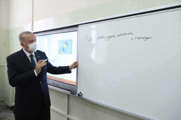 Öğretmeni, Cumhurbaşkanı Erdoğan'ı anlattı
