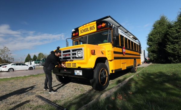 Okul otobüsü ile 15 bin kilometre yol gidecek