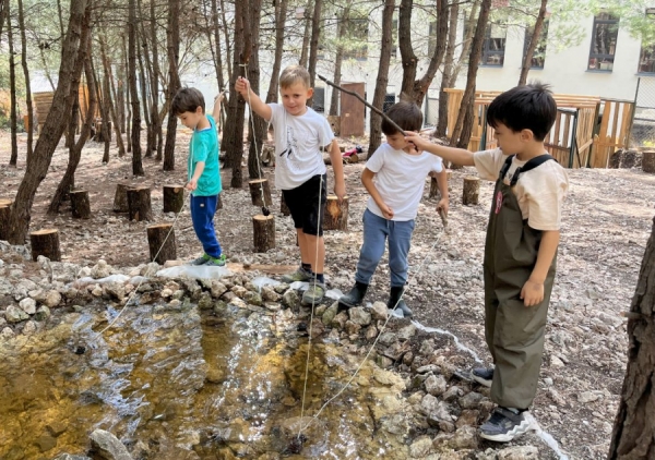  Özel gereksinimli çocuklar da ‘Orman Okulu’nda 