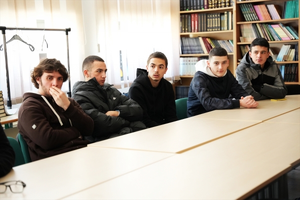 Saraybosna Büyükelçisi Girgin, Bosna Hersekli öğrencileri Türkiye Bursları'na başvurmaya çağırdı