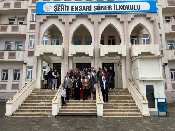 Tohum Otizm Vakfı'nın 154. özel eğitim sınıfı Van Erciş'te açıldı