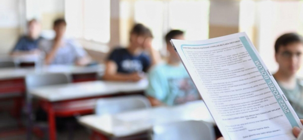 Ortaokula düzenleme: Türkçe’den 70, diğer derslerden 50 alamayan sınıf geçemeyecek