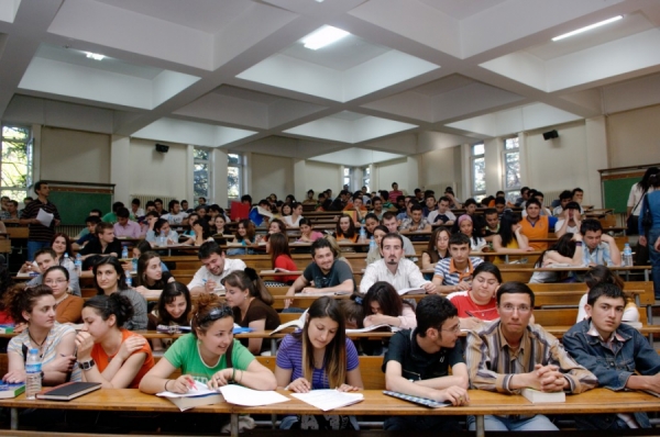 Üniversite öğrencilerinin hesaplarının kullanılması:  MASAK devrede