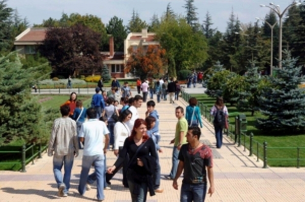 YÖK'ten 'Üniversiteler açılıyor' iddiasına açıklama: Açılmıyor